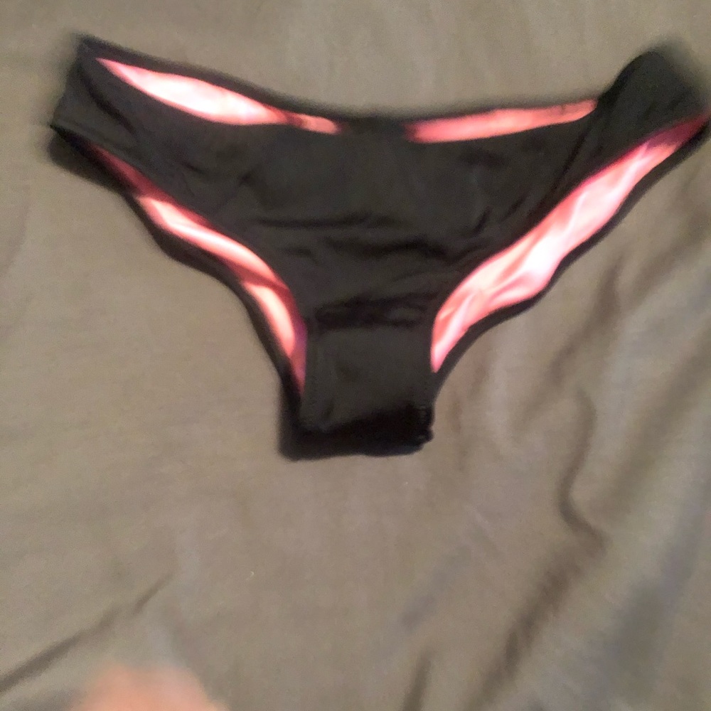 NWOT bikini bottom